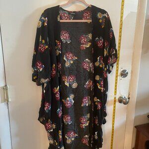 Black floral kimono